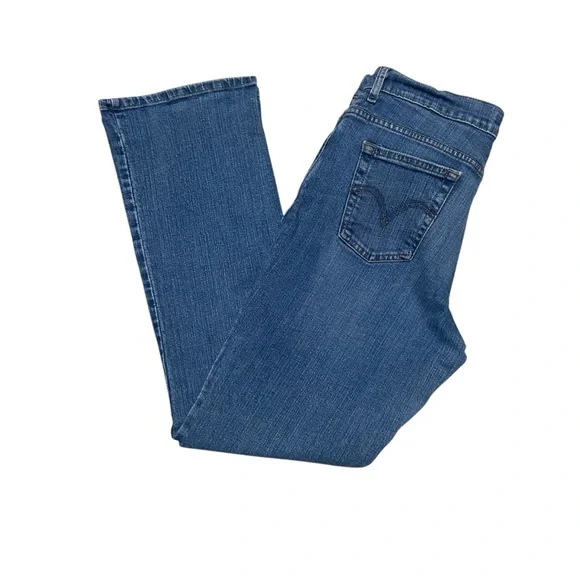 Vintage Levi’s 550 Relaxed Bootcut Jeans Blue
